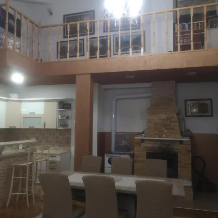Stan Ayse Alddy * Podgorica